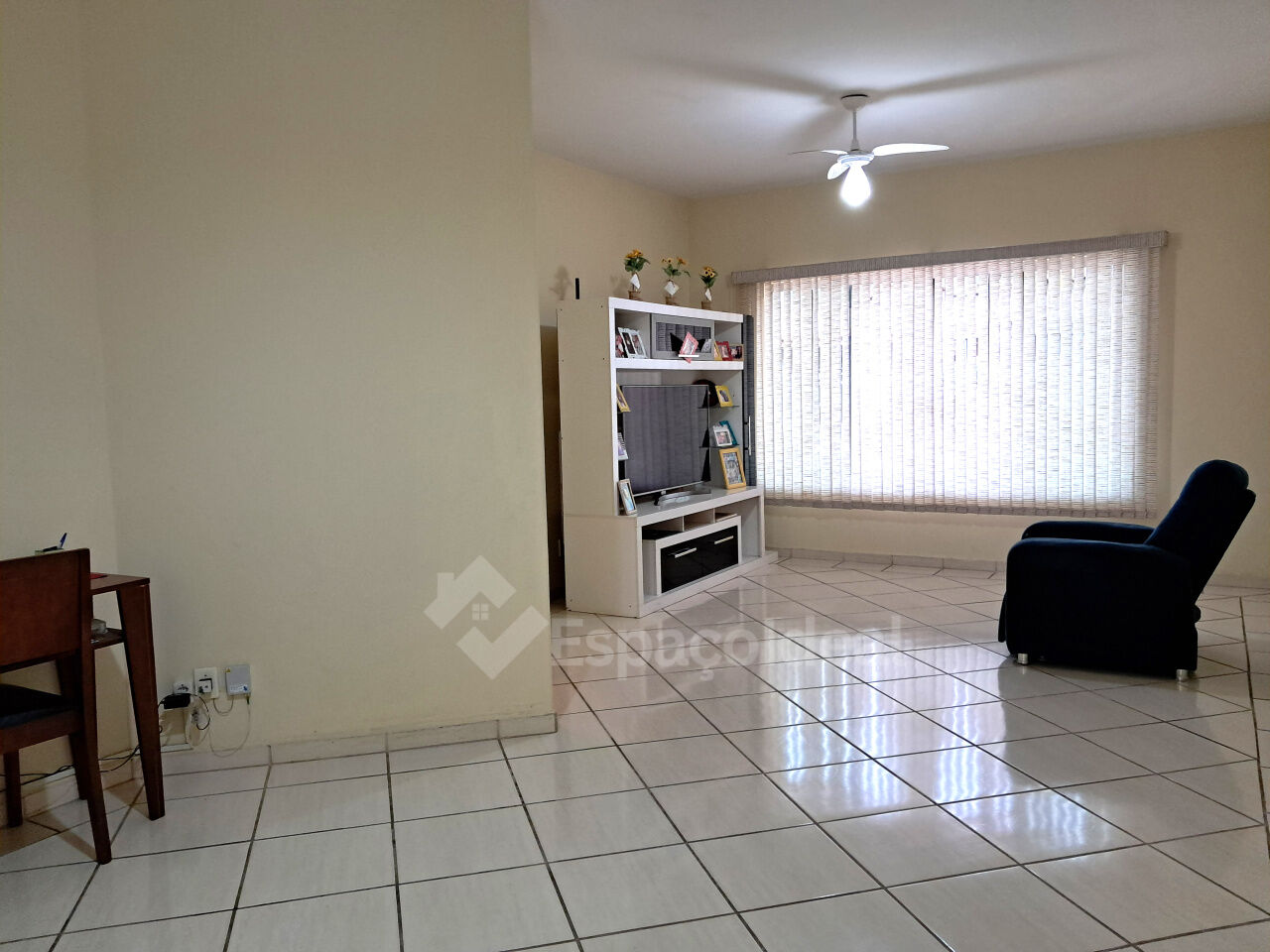 Casa, 3 quartos, 198 m² - Foto 1