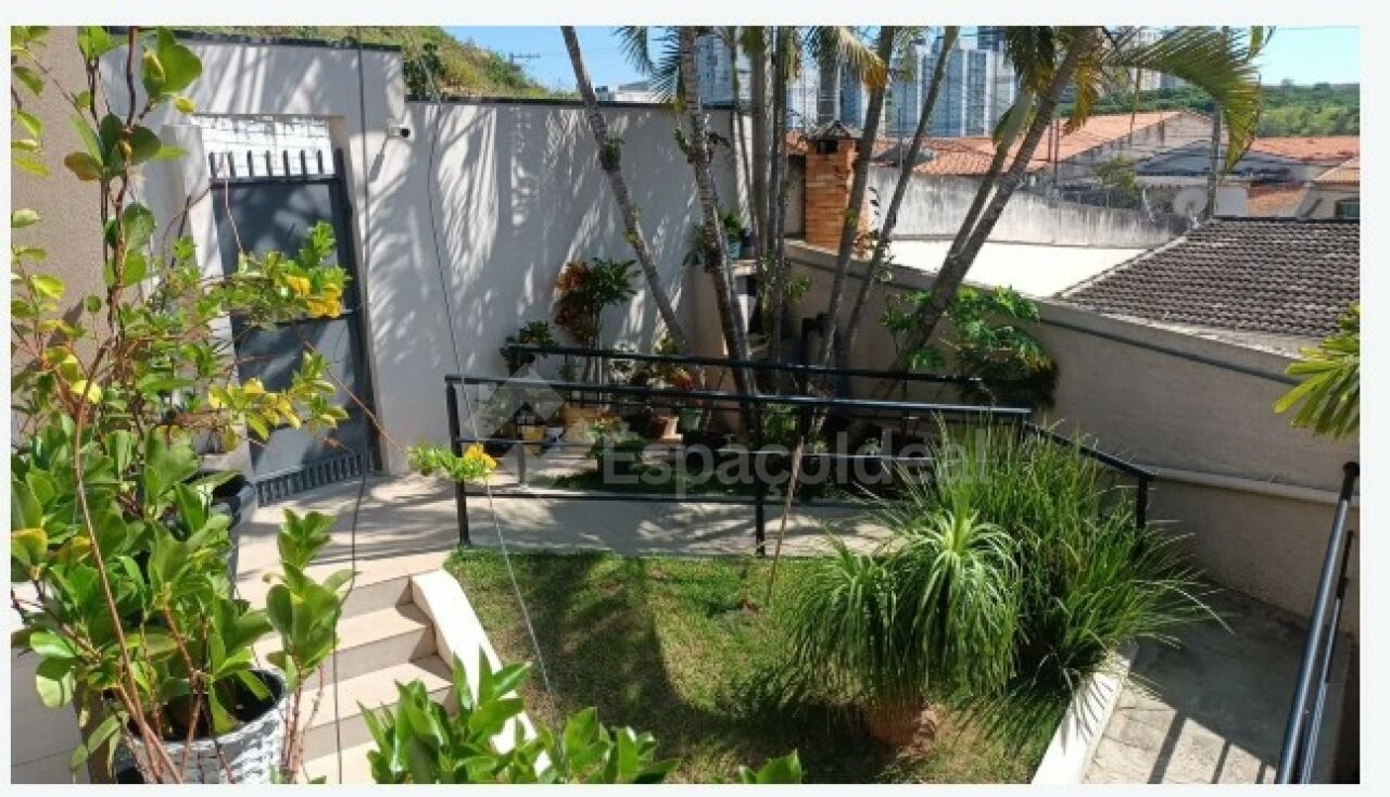 Casa, 3 quartos, 233 m² - Foto 2