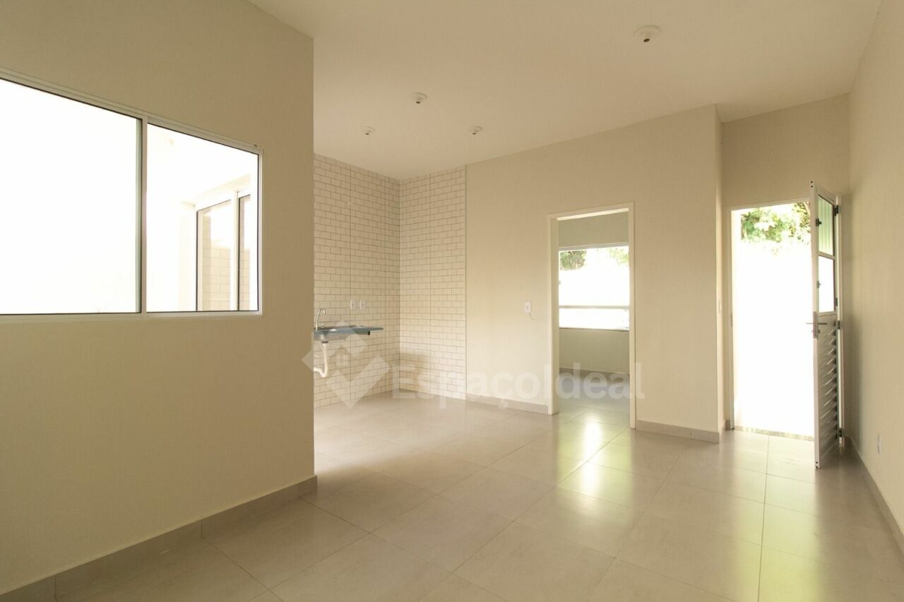 Casa, 2 quartos, 52 m² - Foto 2
