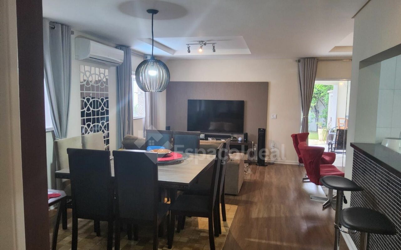 Casa, 3 quartos, 190 m² - Foto 3