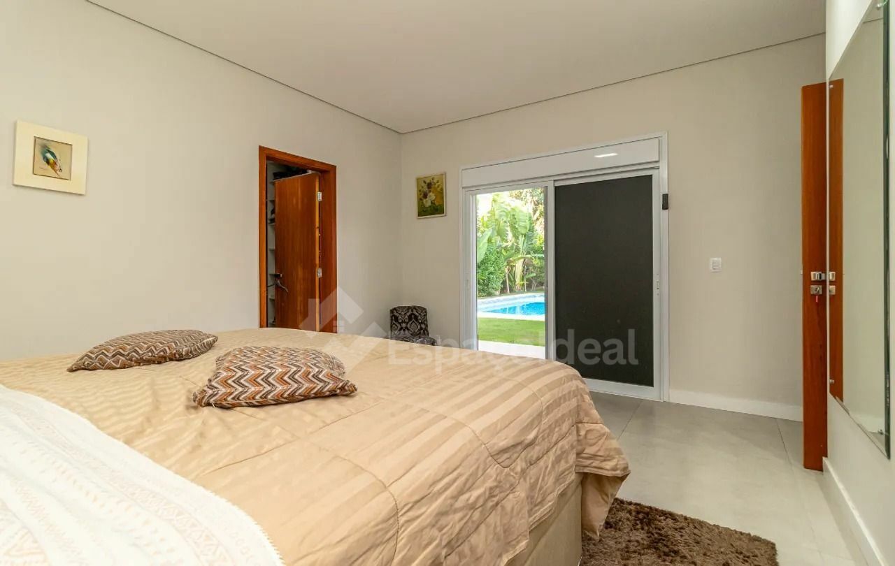 Casa, 3 quartos, 285 m² - Foto 9
