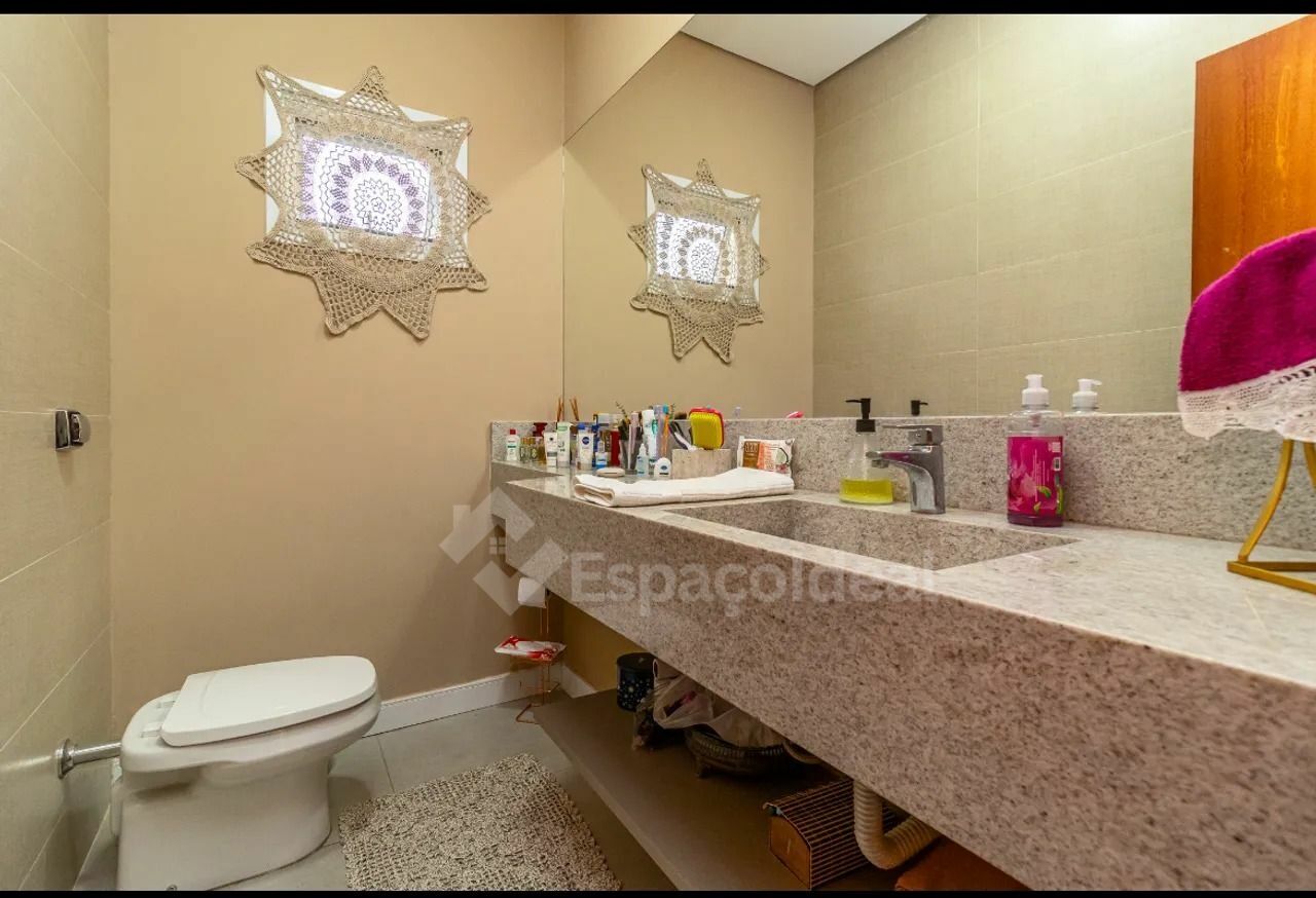 Casa, 3 quartos, 285 m² - Foto 17