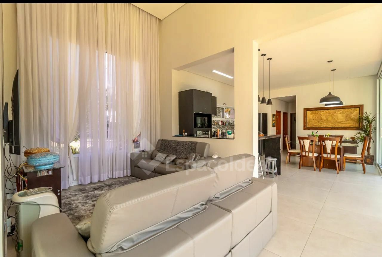 Casa, 3 quartos, 285 m² - Foto 18