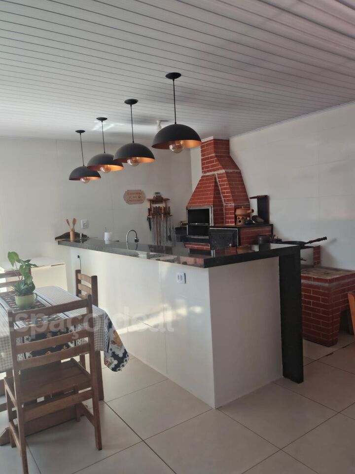 Casa, 3 quartos, 191 m² - Foto 1