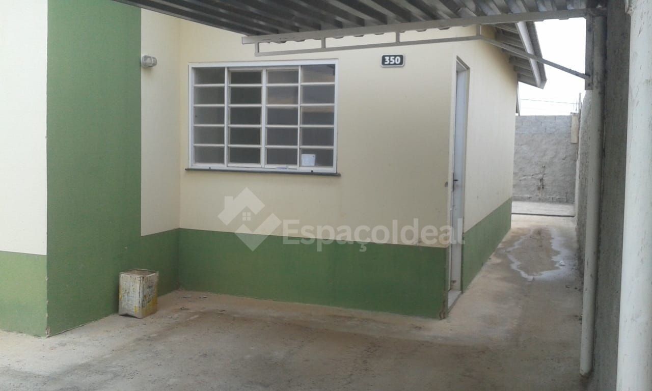 Casa, 2 quartos, 60 m² - Foto 1