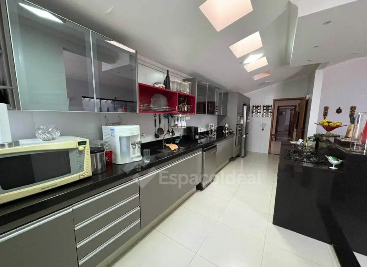 Casa, 3 quartos, 187 m² - Foto 1