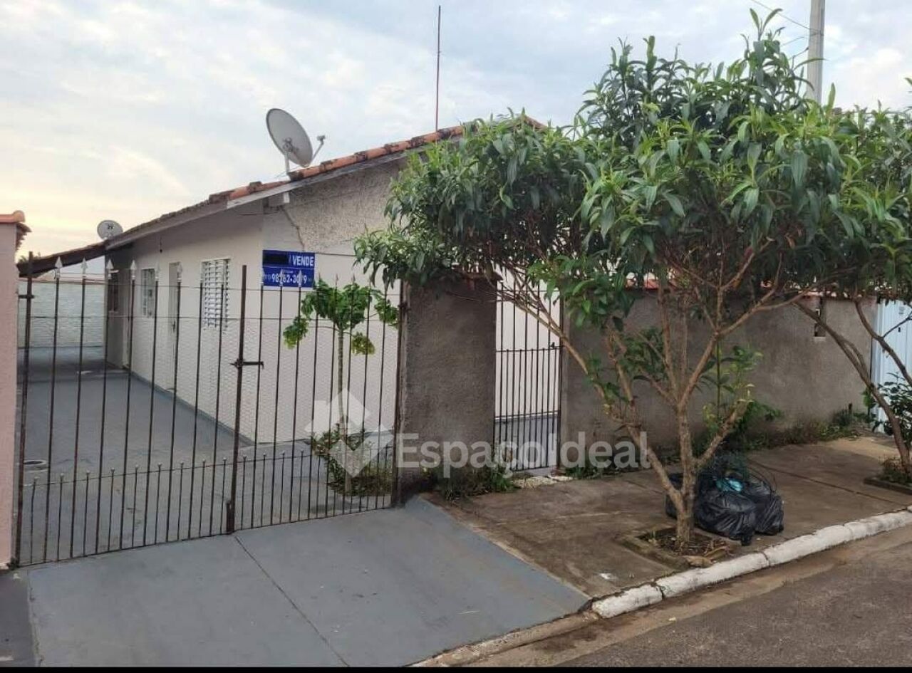 Casa Térrea para Venda - Centro