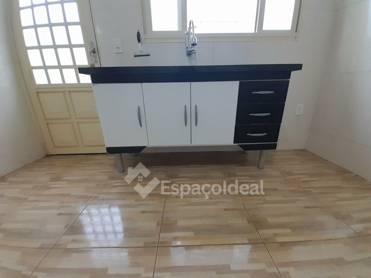 Casa à venda com 3 quartos, 105m² - Foto 8