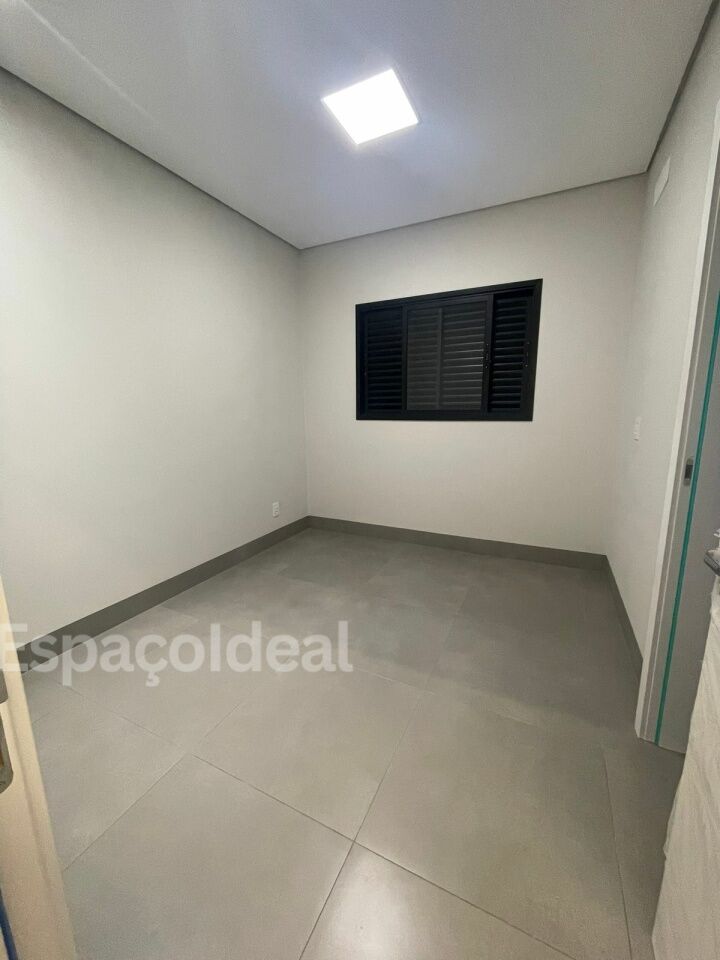 Casa à venda com 2 quartos, 149m² - Foto 9