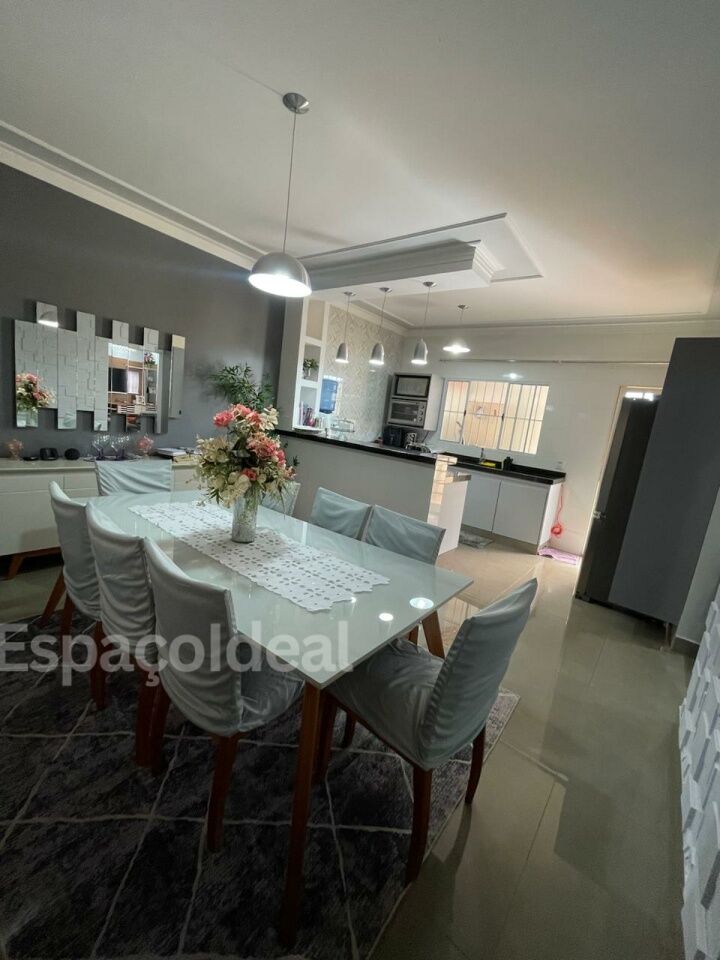 Casa Térrea para Venda - Centro