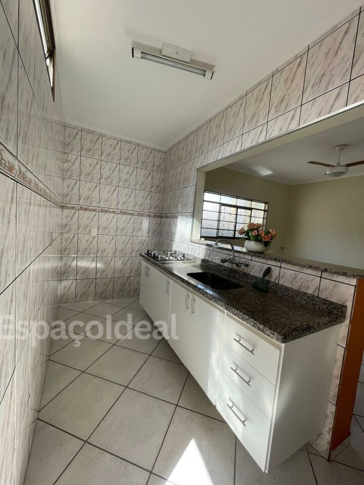 Casa à venda com 3 quartos, 141m² - Foto 9