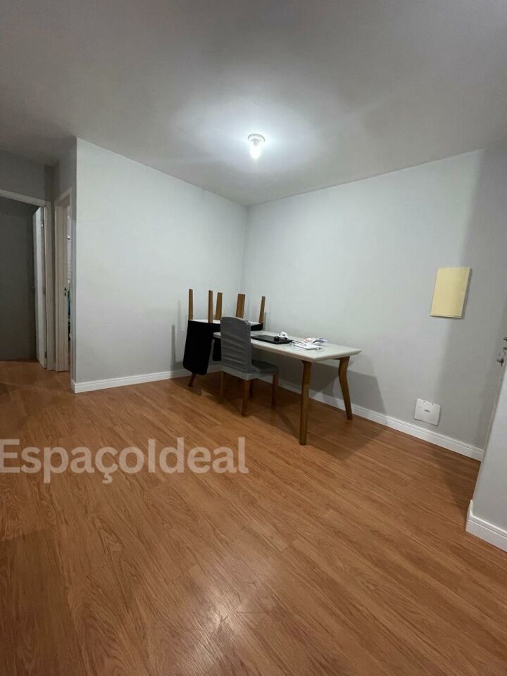 Apartamento à venda e aluguel com 2 quartos, 50m² - Foto 4