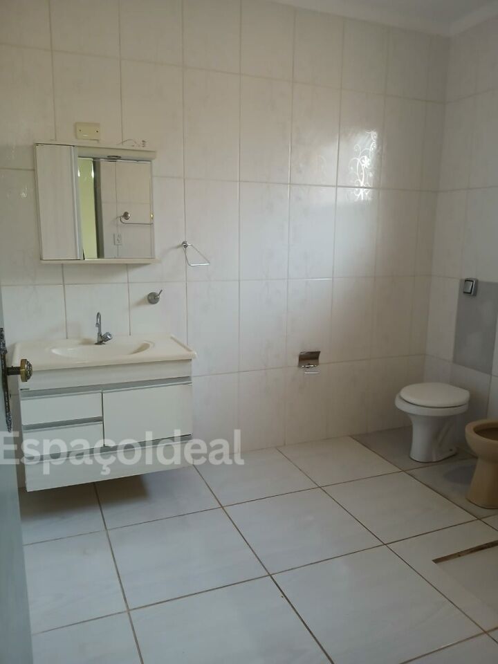 Casa, 2 quartos, 188 m² - Foto 2