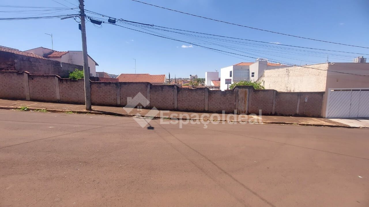 Terreno para Venda - Vila Santa Cecília