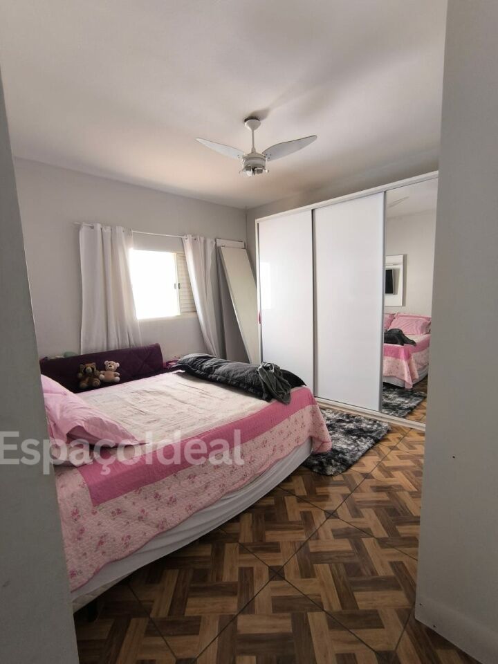 Casa, 4 quartos, 250 m² - Foto 5