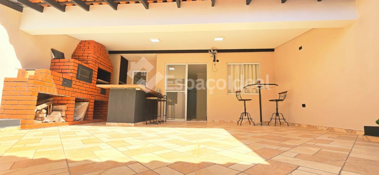 Casa, 3 quartos, 100 m² - Foto 1