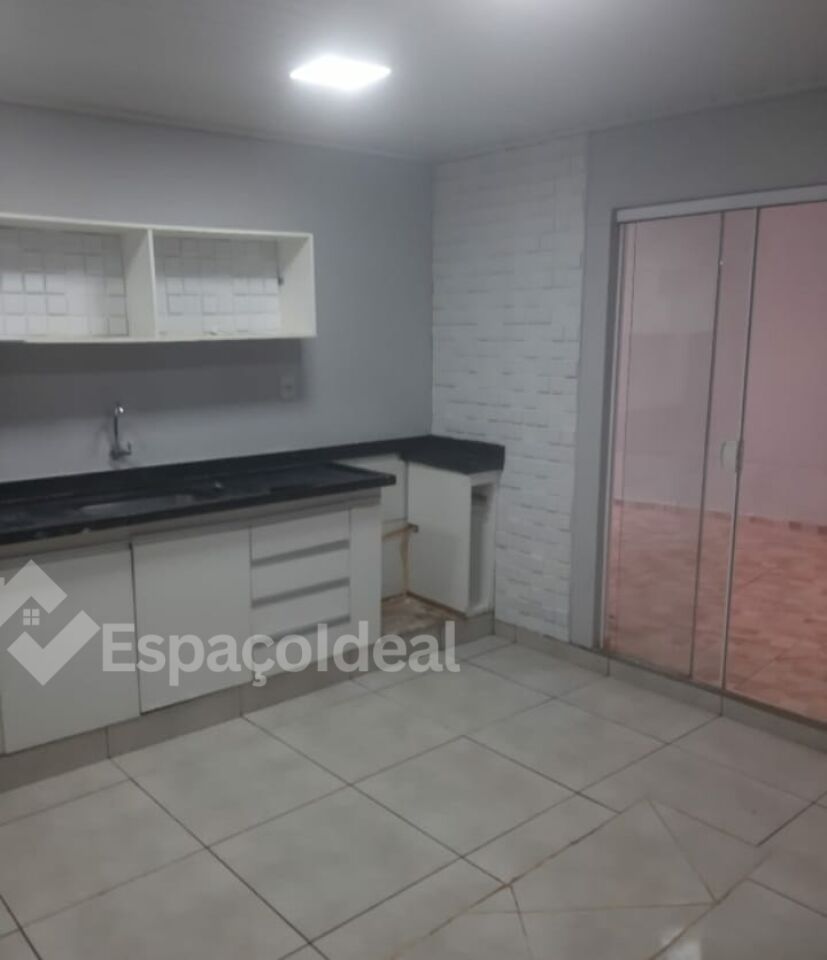 Casa, 3 quartos, 156 m² - Foto 2