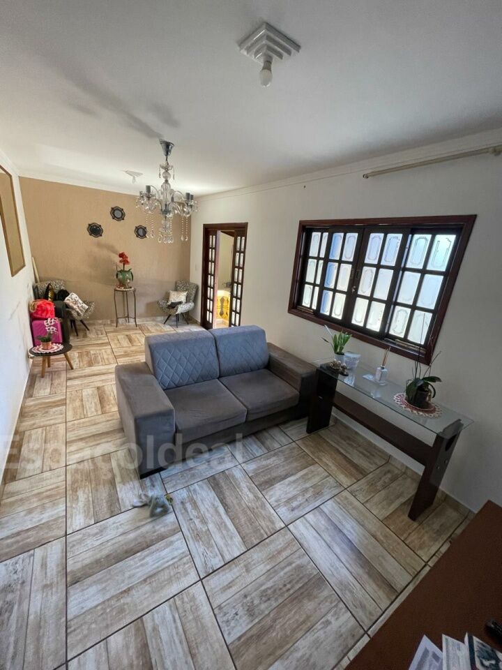 Casa, 3 quartos, 153 m² - Foto 4