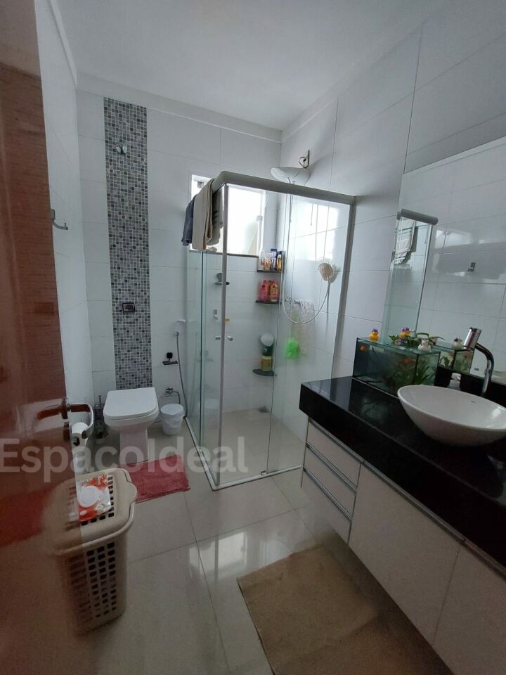 Casa, 3 quartos, 172 m² - Foto 4