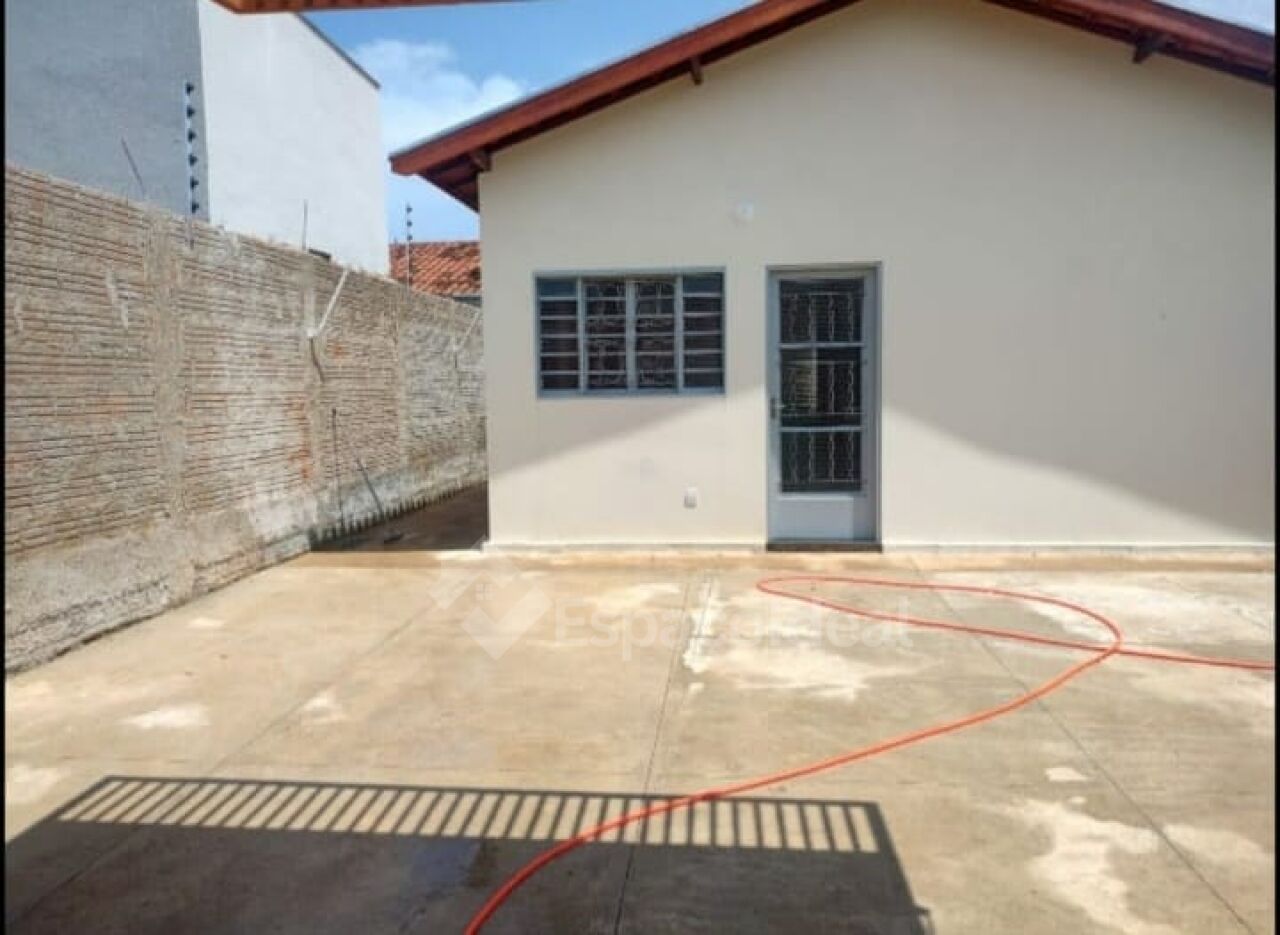 Casa, 1 quarto, 150 m² - Foto 1