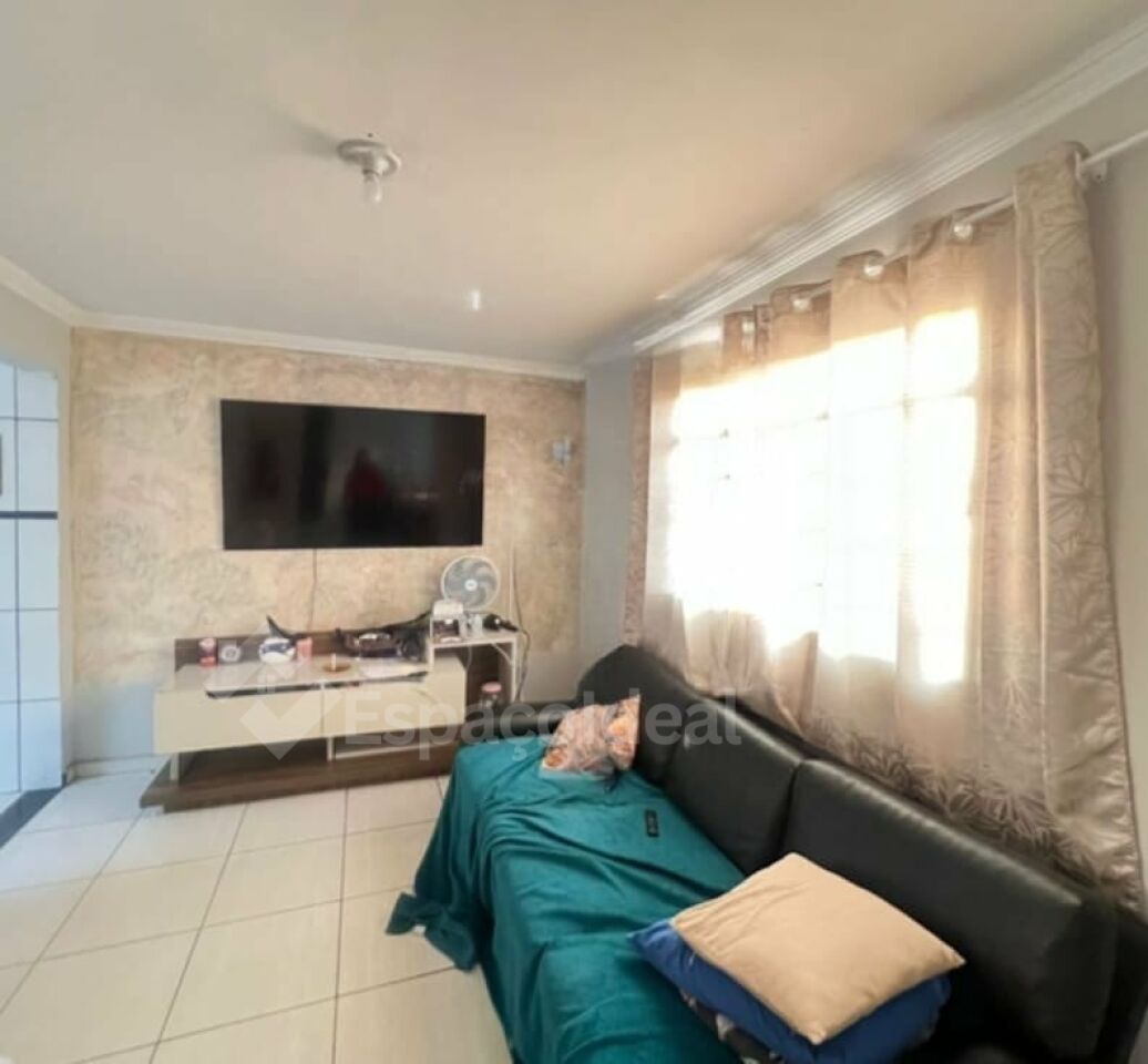 Casa, 3 quartos, 127 m² - Foto 1