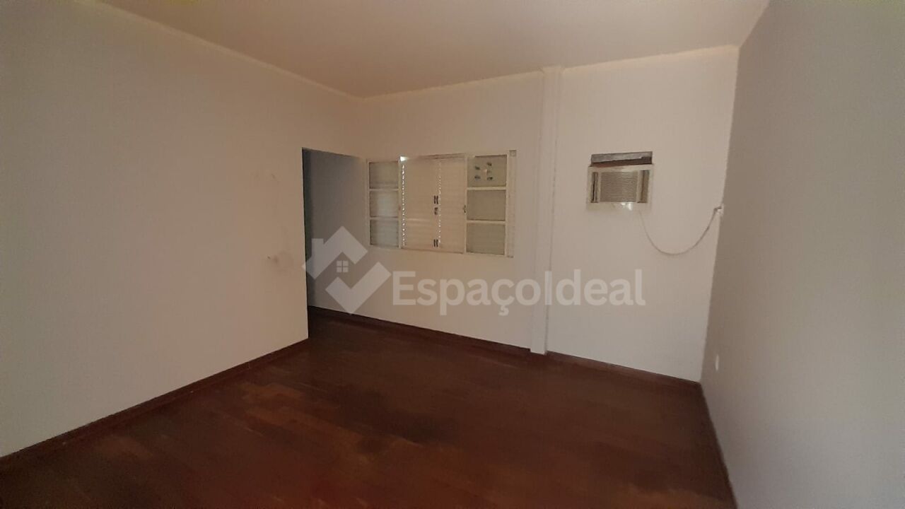 Casa, 4 quartos, 236 m² - Foto 10
