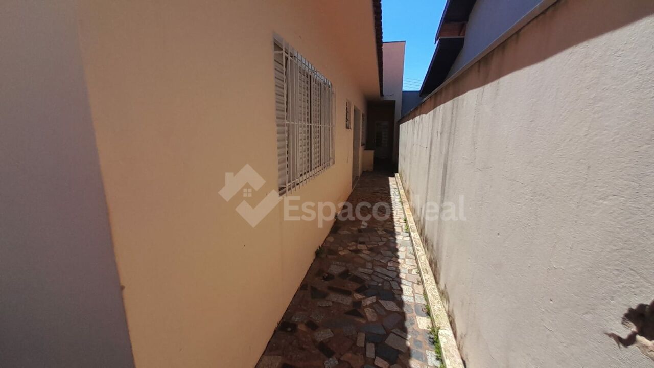 Casa, 4 quartos, 236 m² - Foto 21
