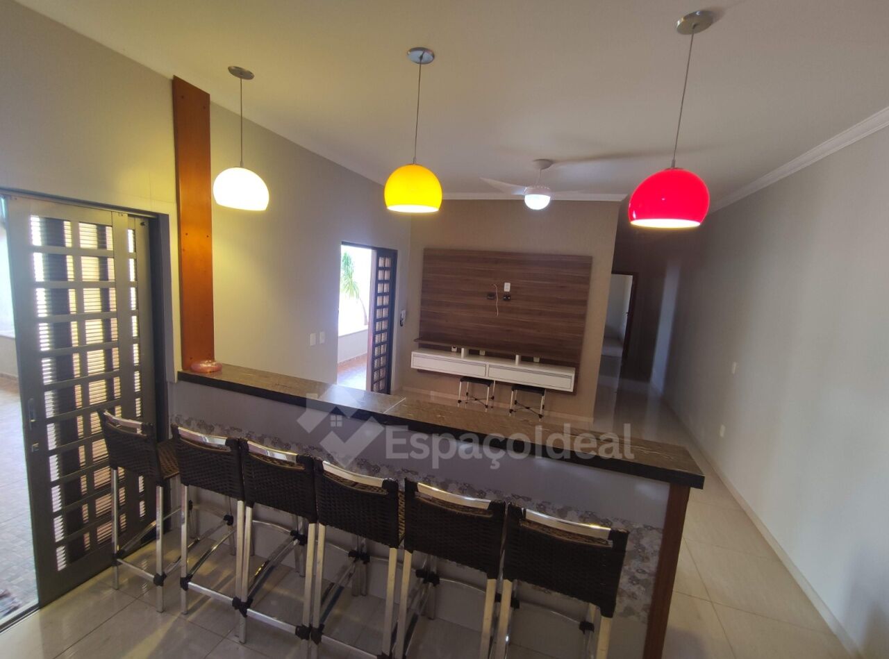 Casa Térrea para Venda - Jardim Grajaú