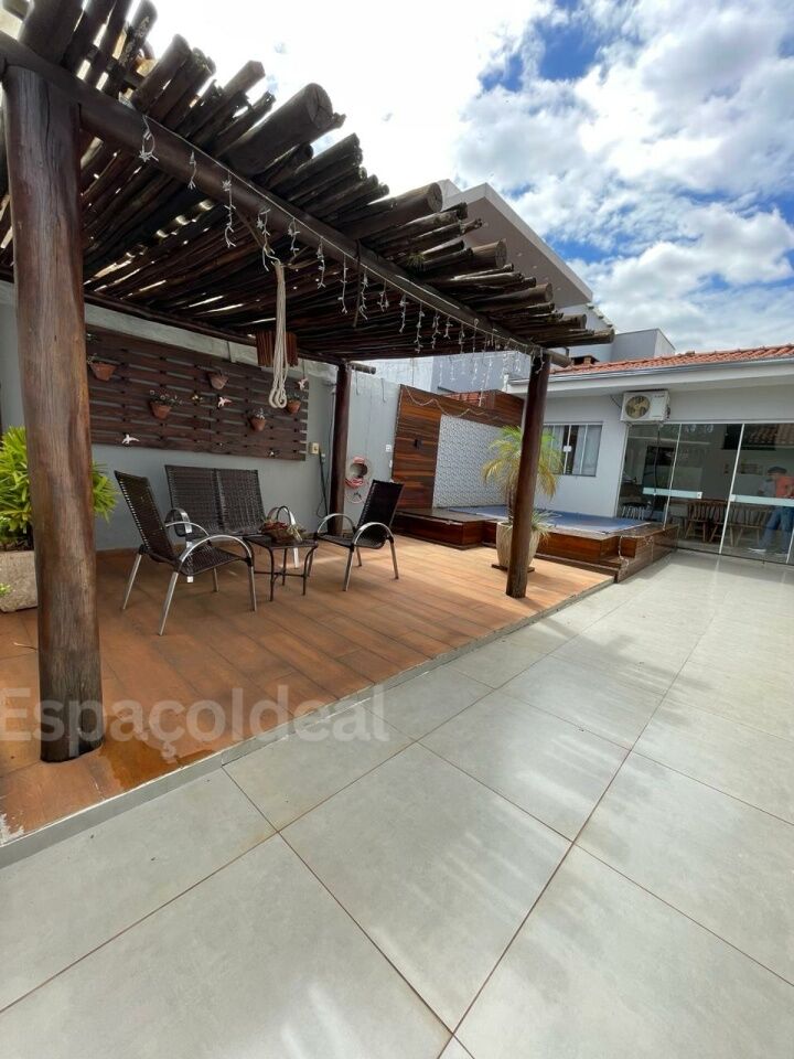 Casa, 3 quartos, 216 m² - Foto 4