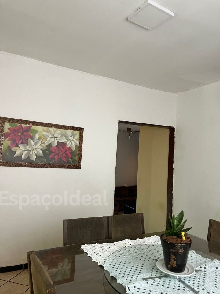 Casa, 3 quartos, 236 m² - Foto 4