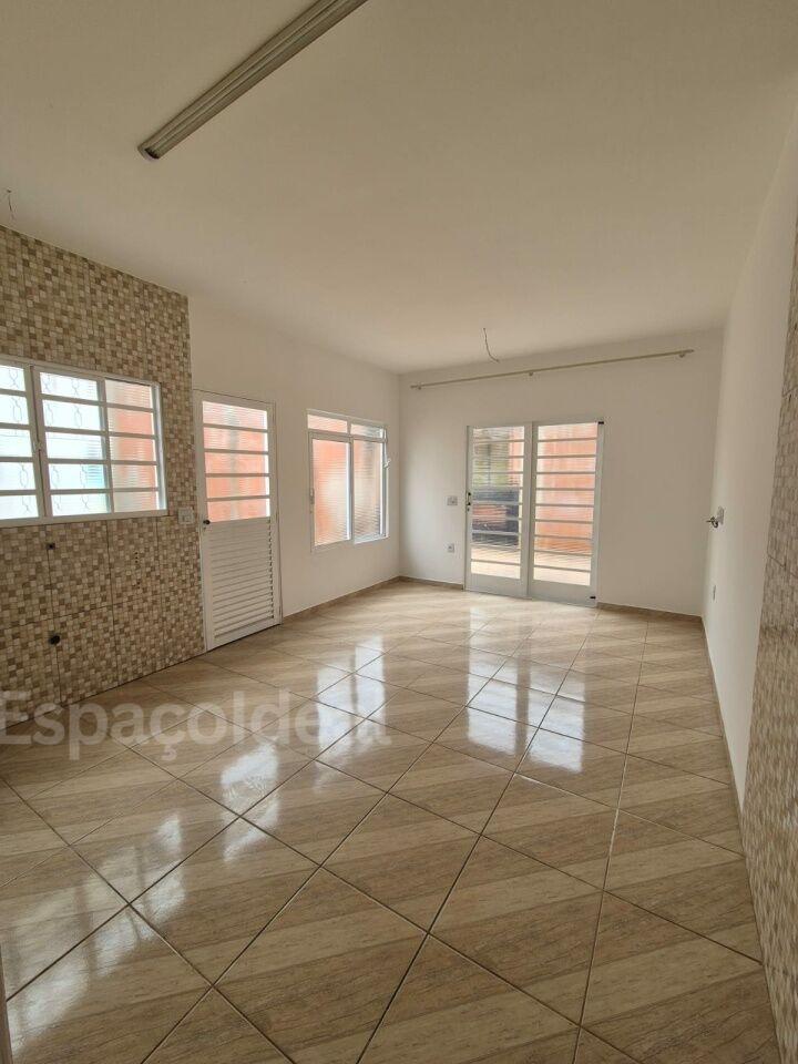 Casa, 1 quarto, 56 m² - Foto 4