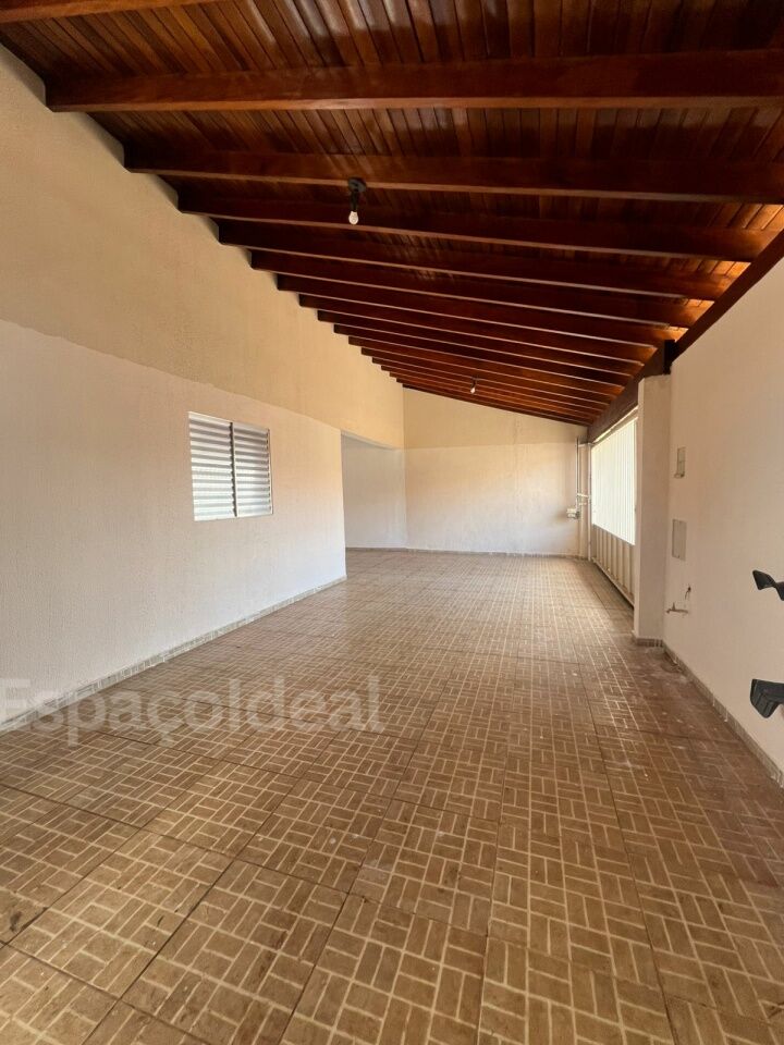 Casa Térrea para Venda - Núcleo Habitacional Vila Nova