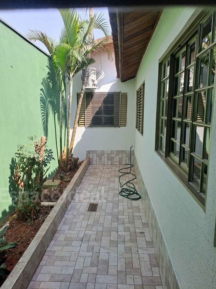 Casa, 3 quartos, 180 m² - Foto 1