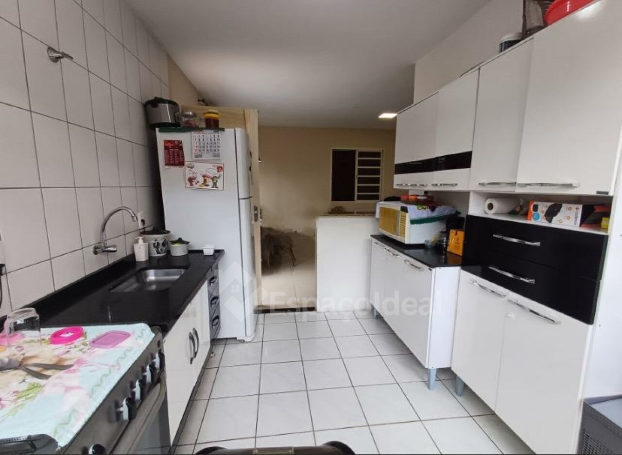 Casa, 3 quartos, 98 m² - Foto 4