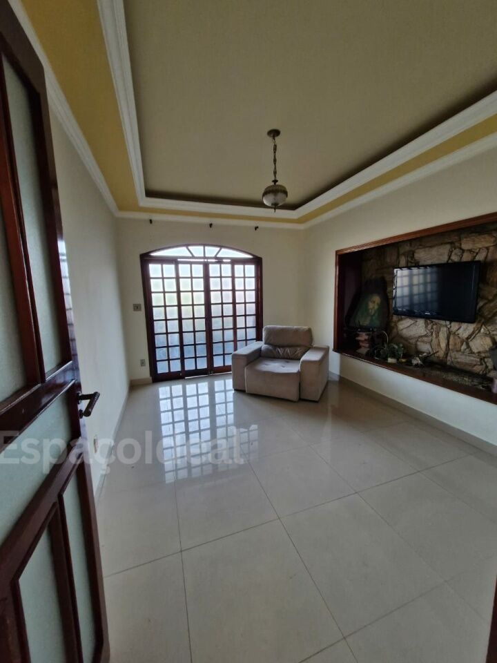 Casa, 3 quartos, 484 m² - Foto 1