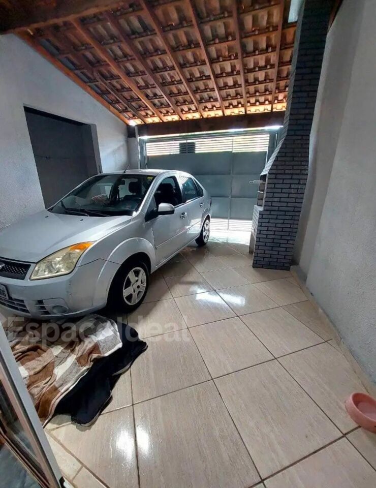 Casa, 4 quartos, 136 m² - Foto 1