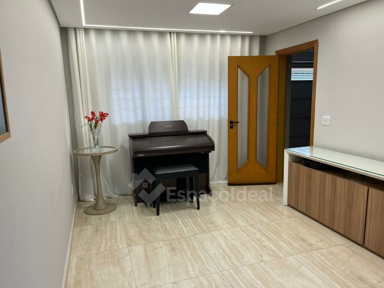 Casa, 3 quartos, 168 m² - Foto 2