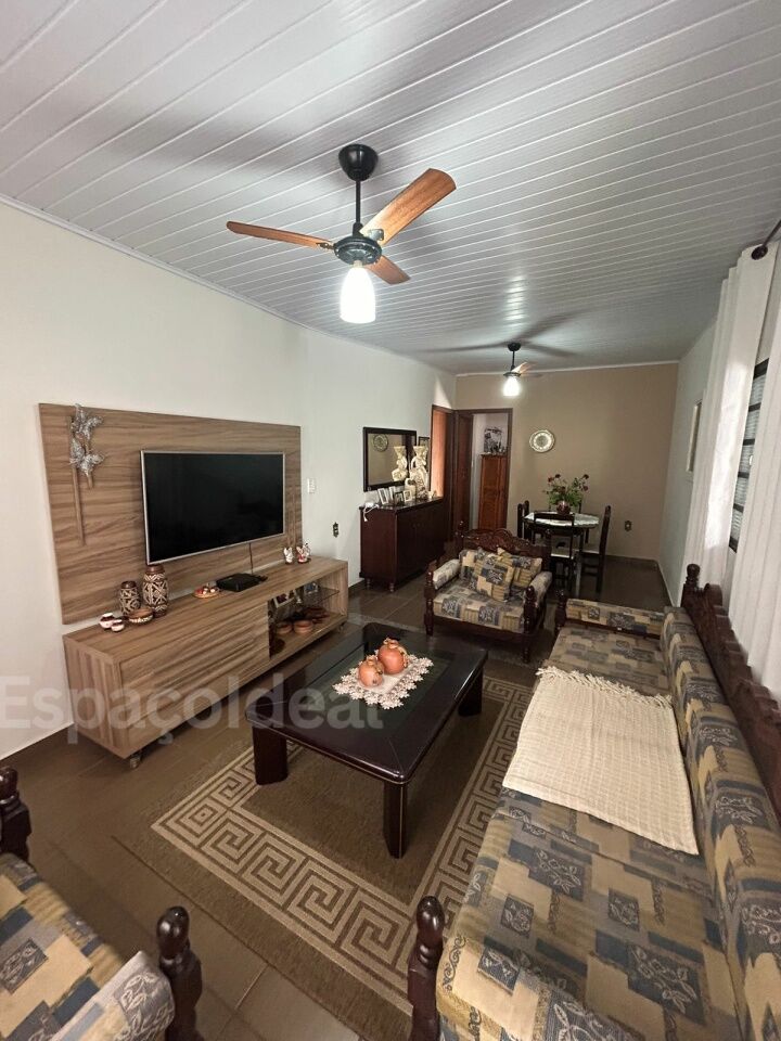 Casa, 3 quartos, 170 m² - Foto 2