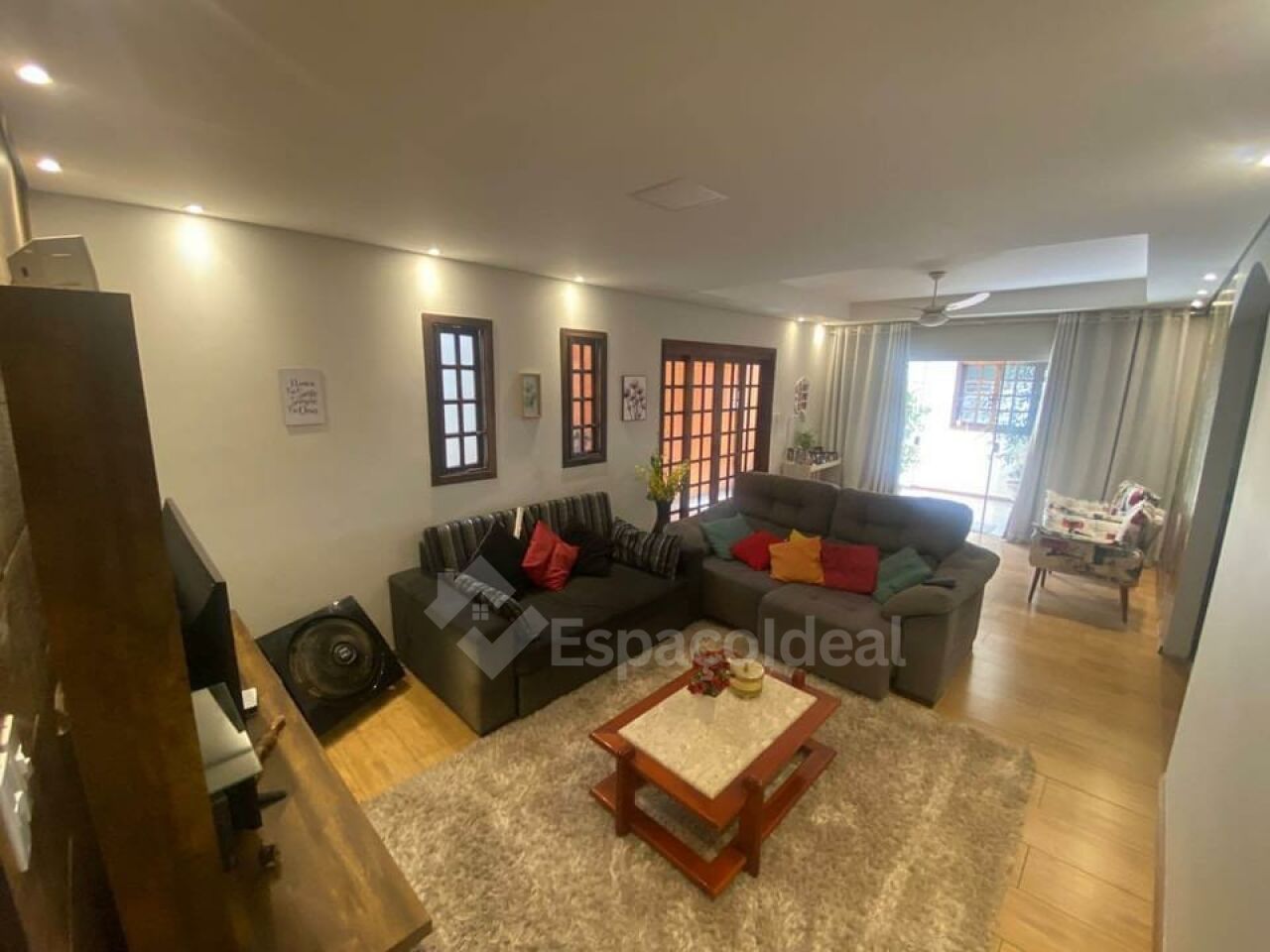 Casa, 3 quartos, 292 m² - Foto 1
