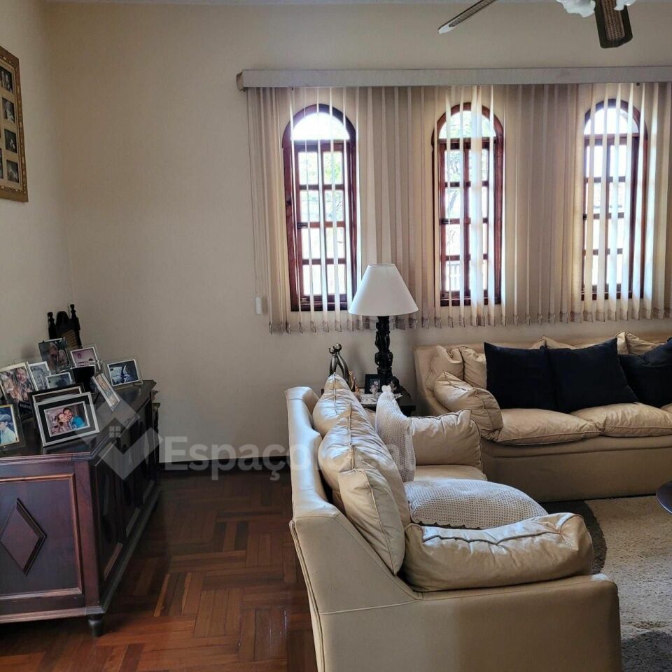 Casa, 3 quartos, 230 m² - Foto 3