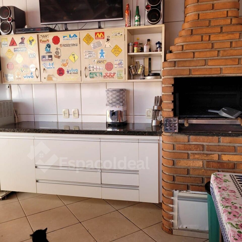 Casa, 3 quartos, 230 m² - Foto 11