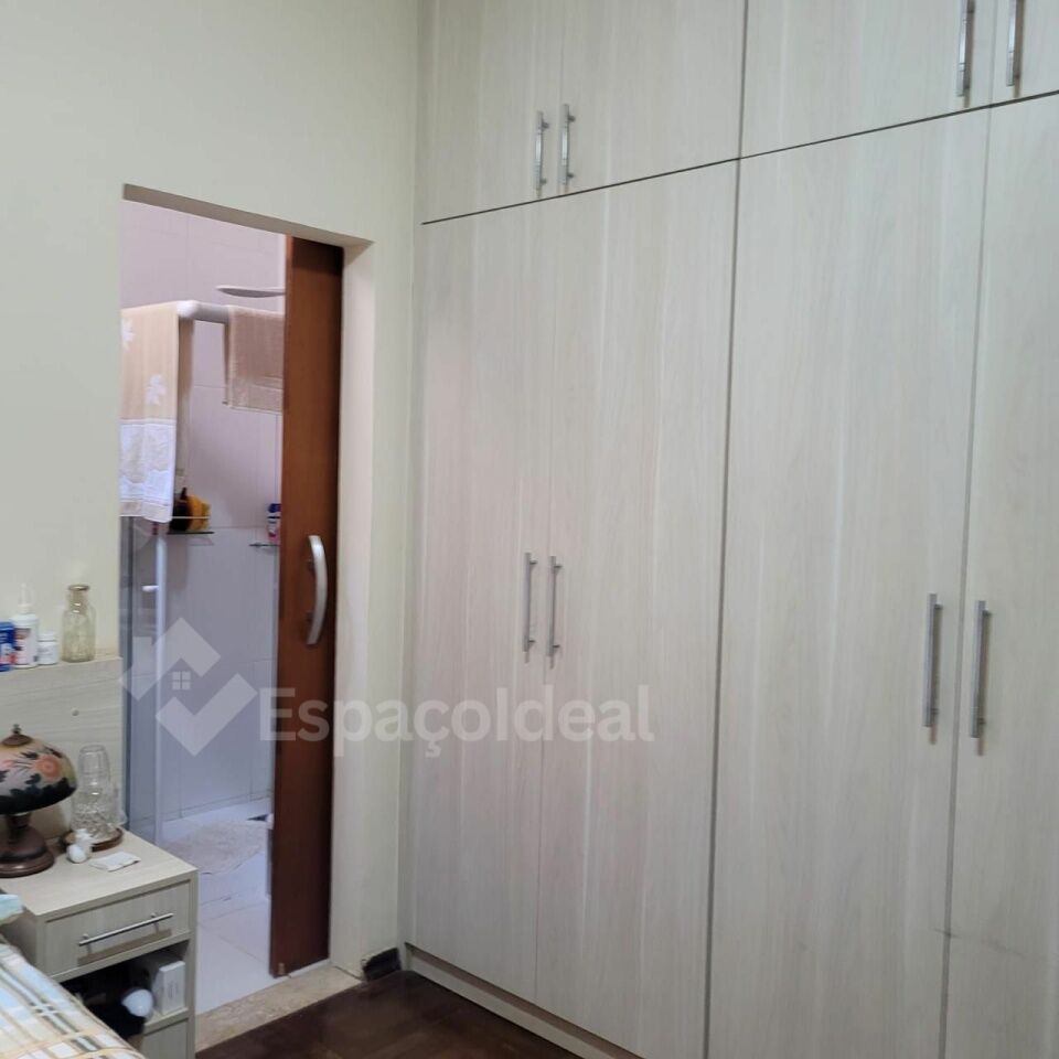 Casa, 3 quartos, 230 m² - Foto 15