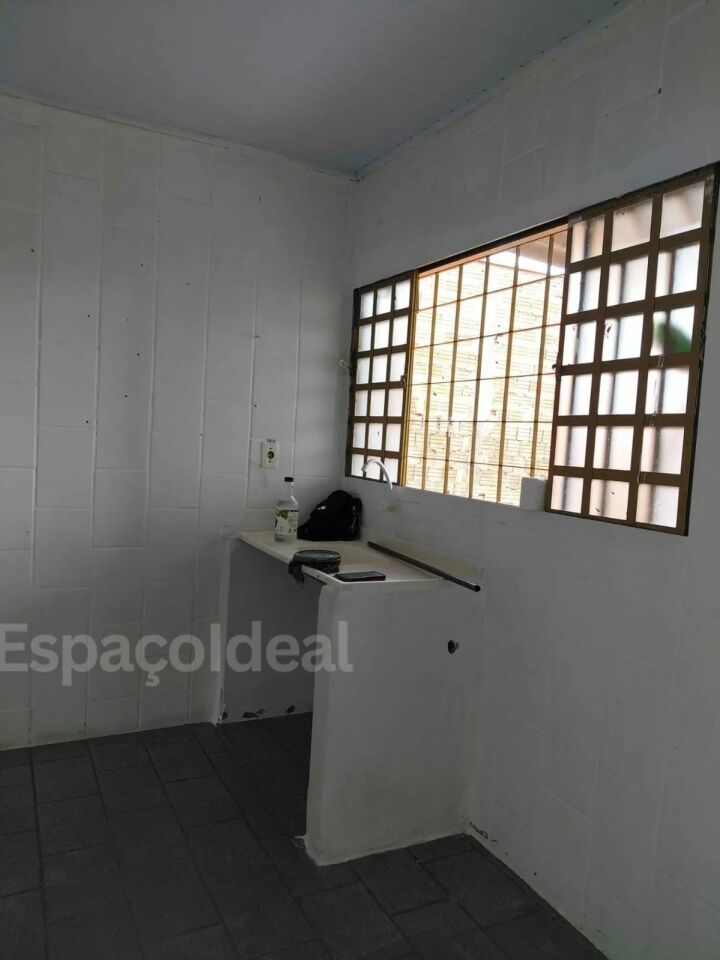 Casa, 2 quartos, 200 m² - Foto 2