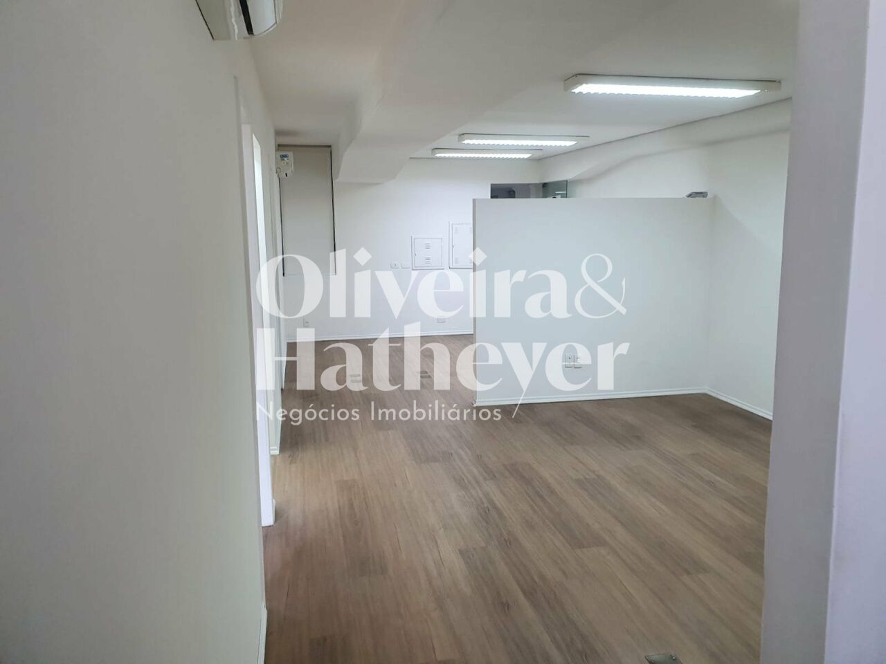 Comercial para Venda - Cidade Monções