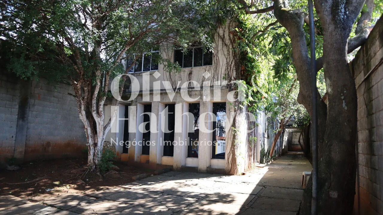 Prédio para Venda - Bosque da Saúde