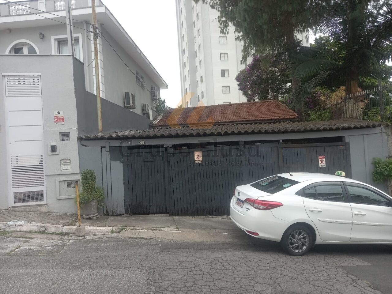 Casa Térrea para Venda - Chácara Japonesa