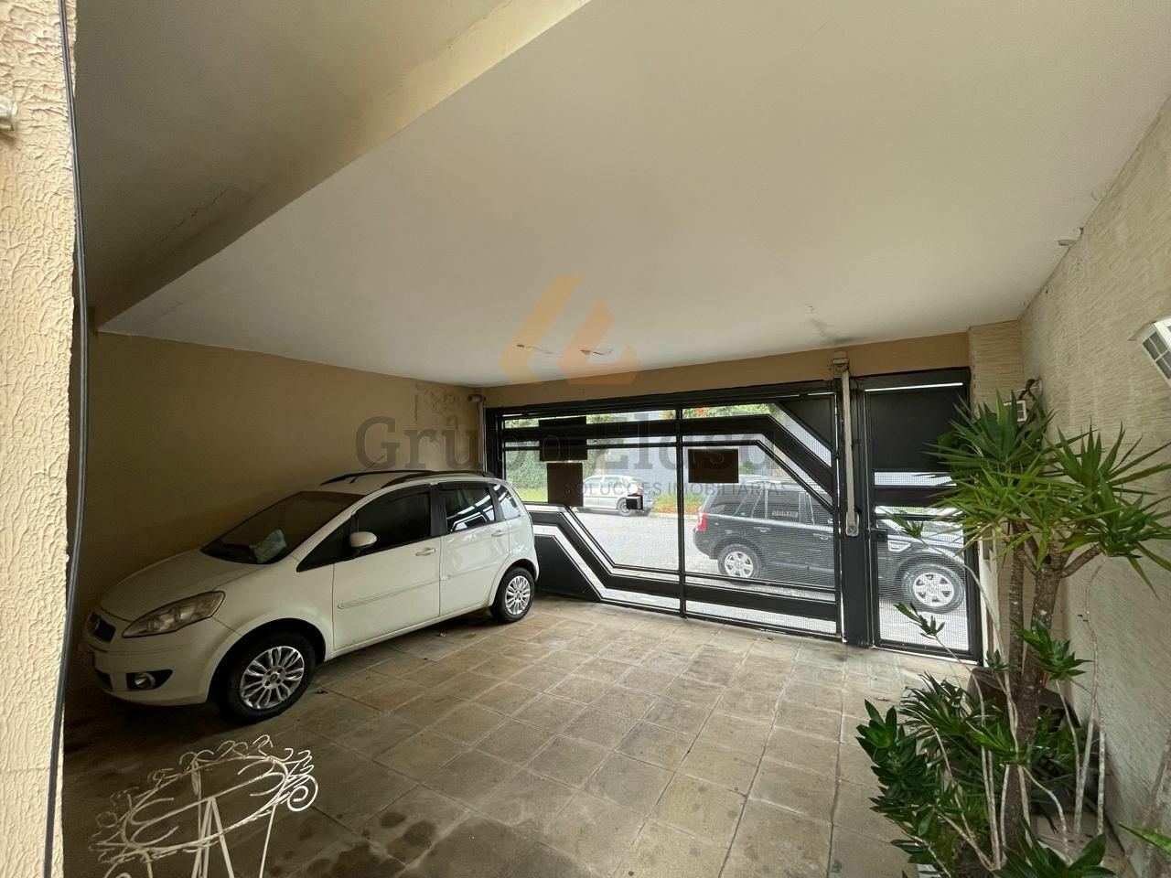 Sobrado para Venda - Jardim Santa Helena