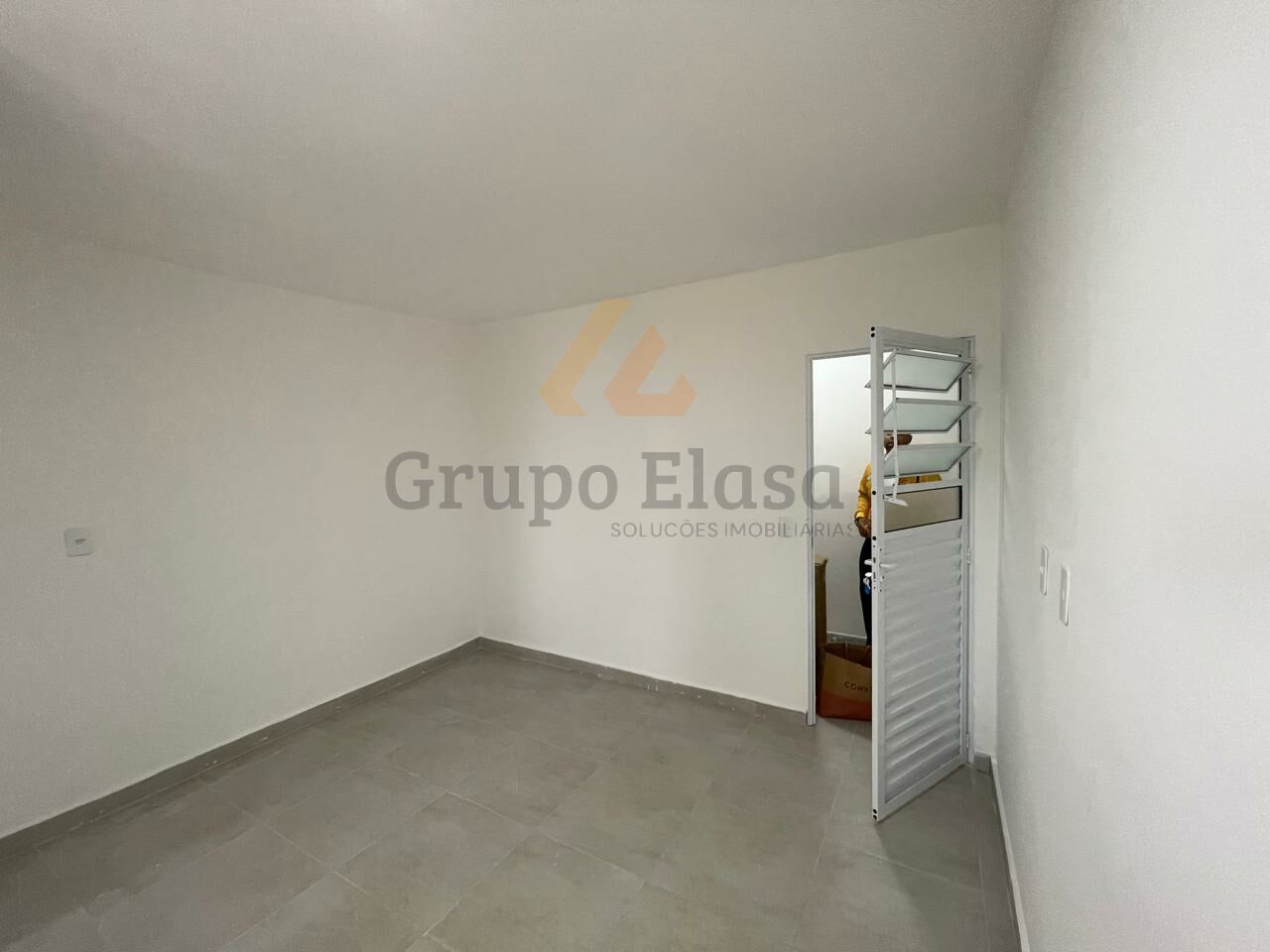Apartamento para Locação - Jardim Maria Amália