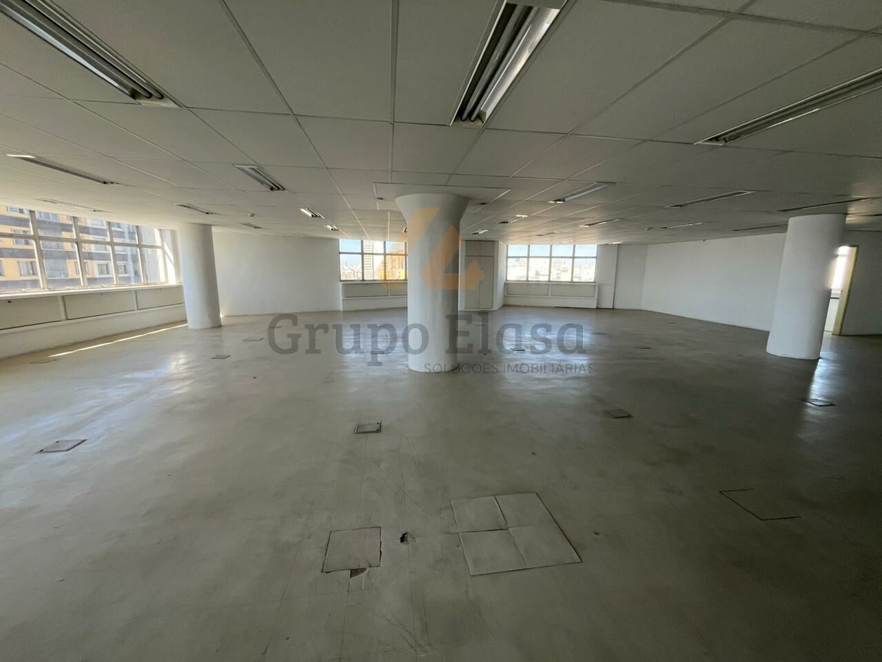 Conj. Comercial para Venda - República