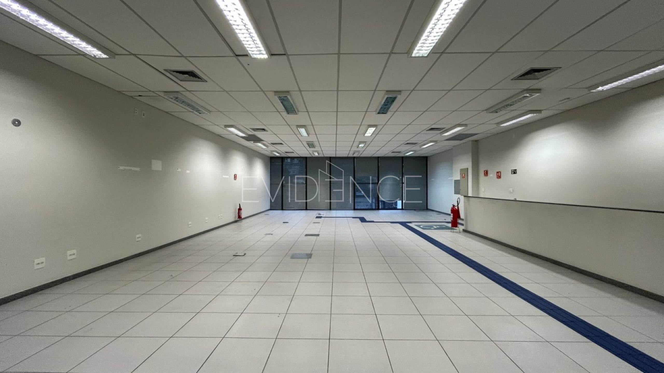 Prédio com 661m², 100 vagas no bairro Vila Regente Feijó em São Paulo